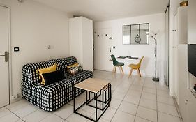 Cosy T1, A 10 Minutes A Pieds Des Plages
